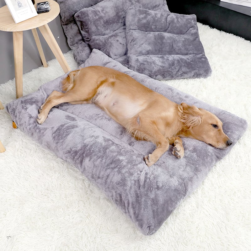 QuiltCloud Plush Pet Bed by NESTVALOR